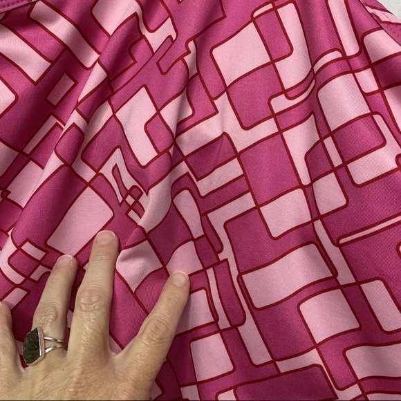 Nike Performance Pink Geometric Tank With Built In Bra Women’s Size Large - Picture 8 of 10